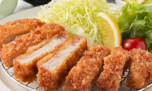 養豚の生産物例 5品種の掛け合わせでおいしい豚肉ができる